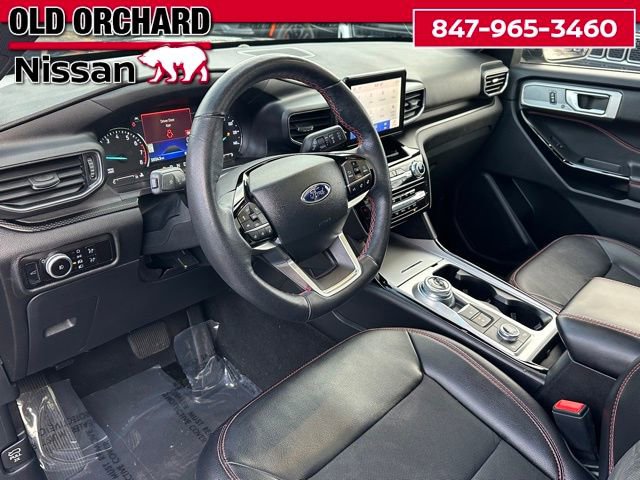 Used 2023 Ford Explorer ST-Line w/ Class IV Trailer Tow Package image 15
