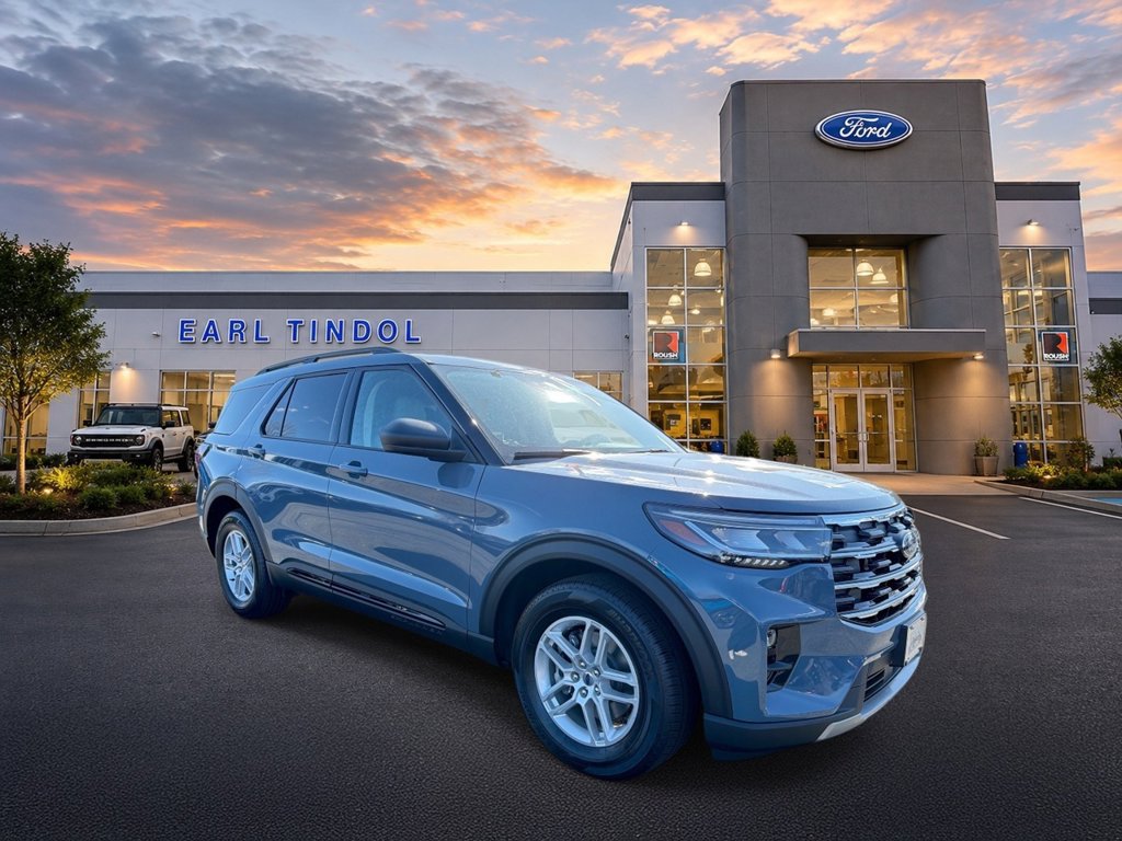 New 2026 Ford Explorer Active w/ Active Comfort Package RWD image 2