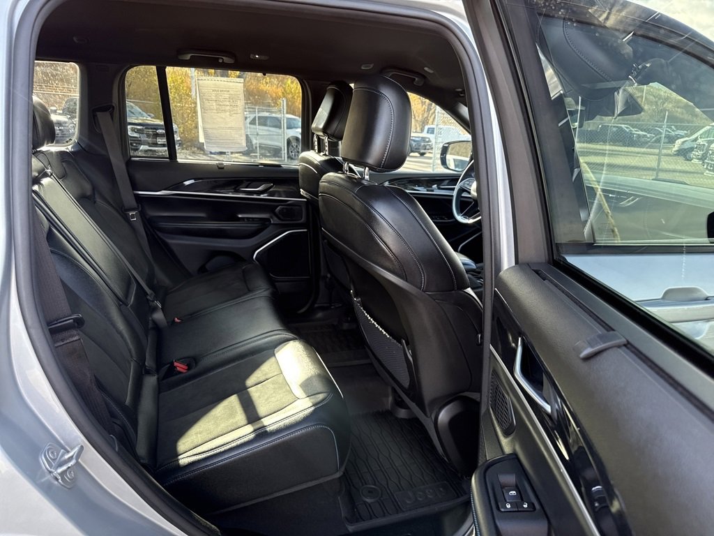 Used 2022 Jeep Grand Cherokee Trailhawk w/ Advanced Protech Group II image 22