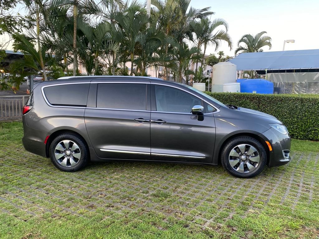 Used 2018 Chrysler Pacifica Limited w/ Advanced Safetytec Group image 26