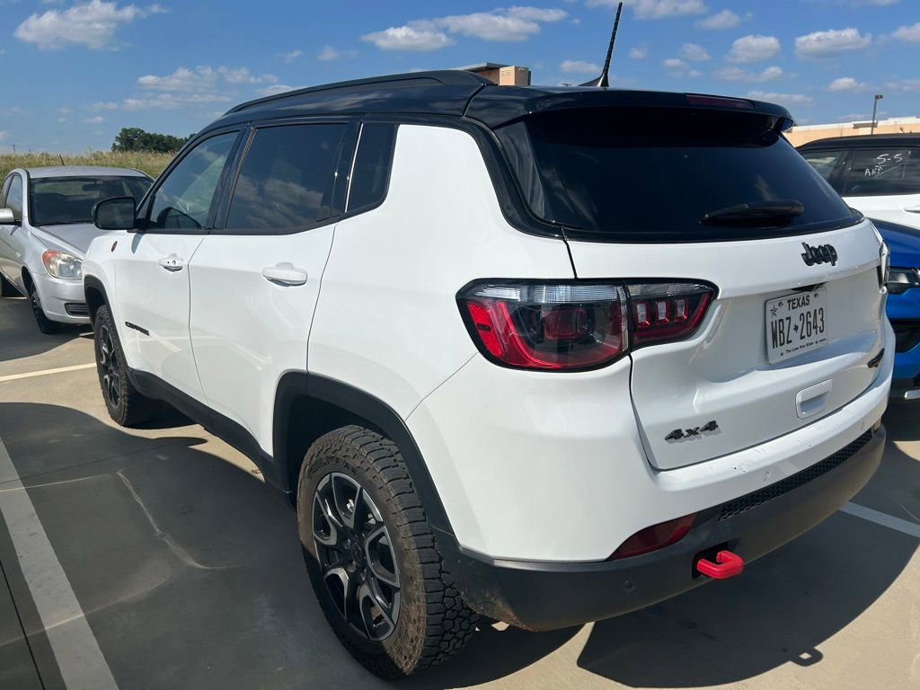 Used 2025 Jeep Compass Limited AWD/4WD image 7