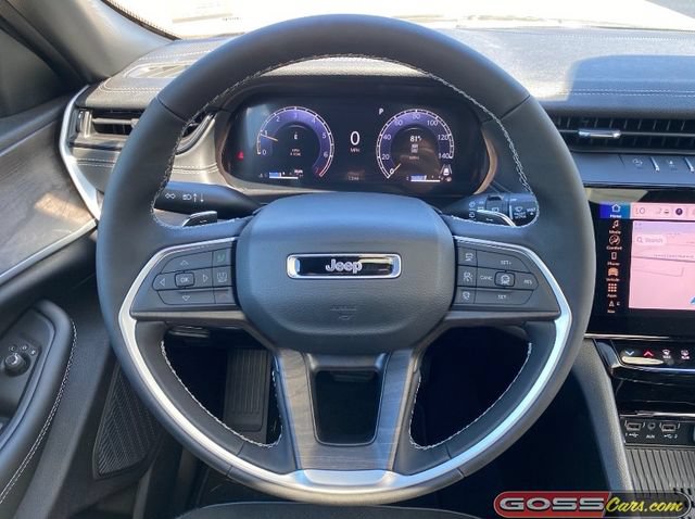 New 2026 Jeep Grand Cherokee Altitude AWD/4WD image 17