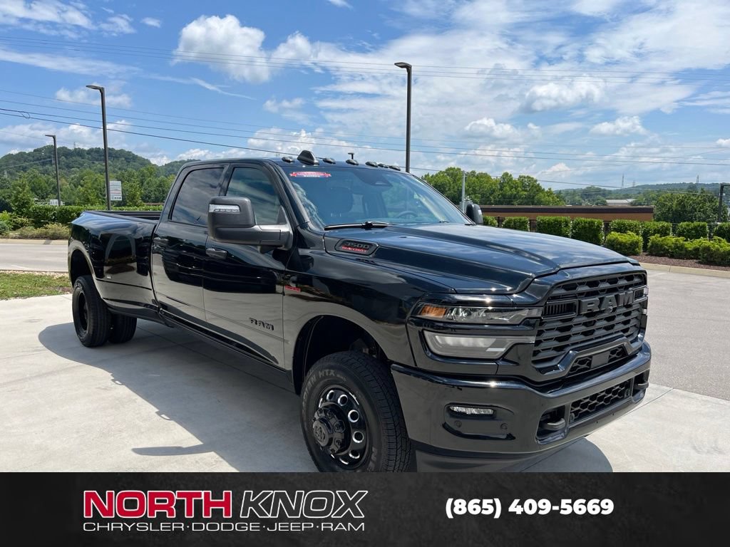 New 2026 RAM 3500 Big Horn AWD/4WD image 31