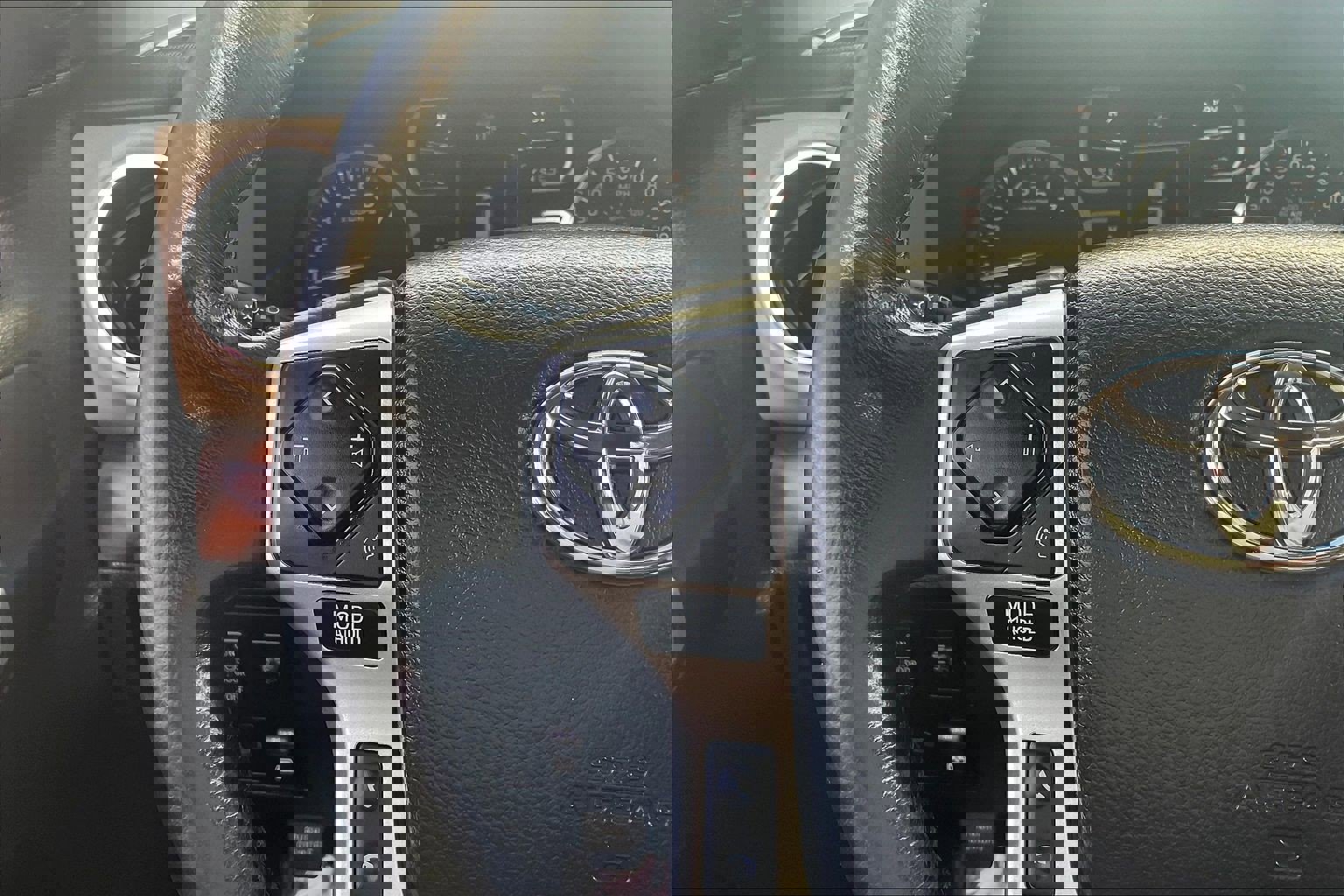 Used 2019 Toyota Tundra Limited w/ Limited Premium Package image 23