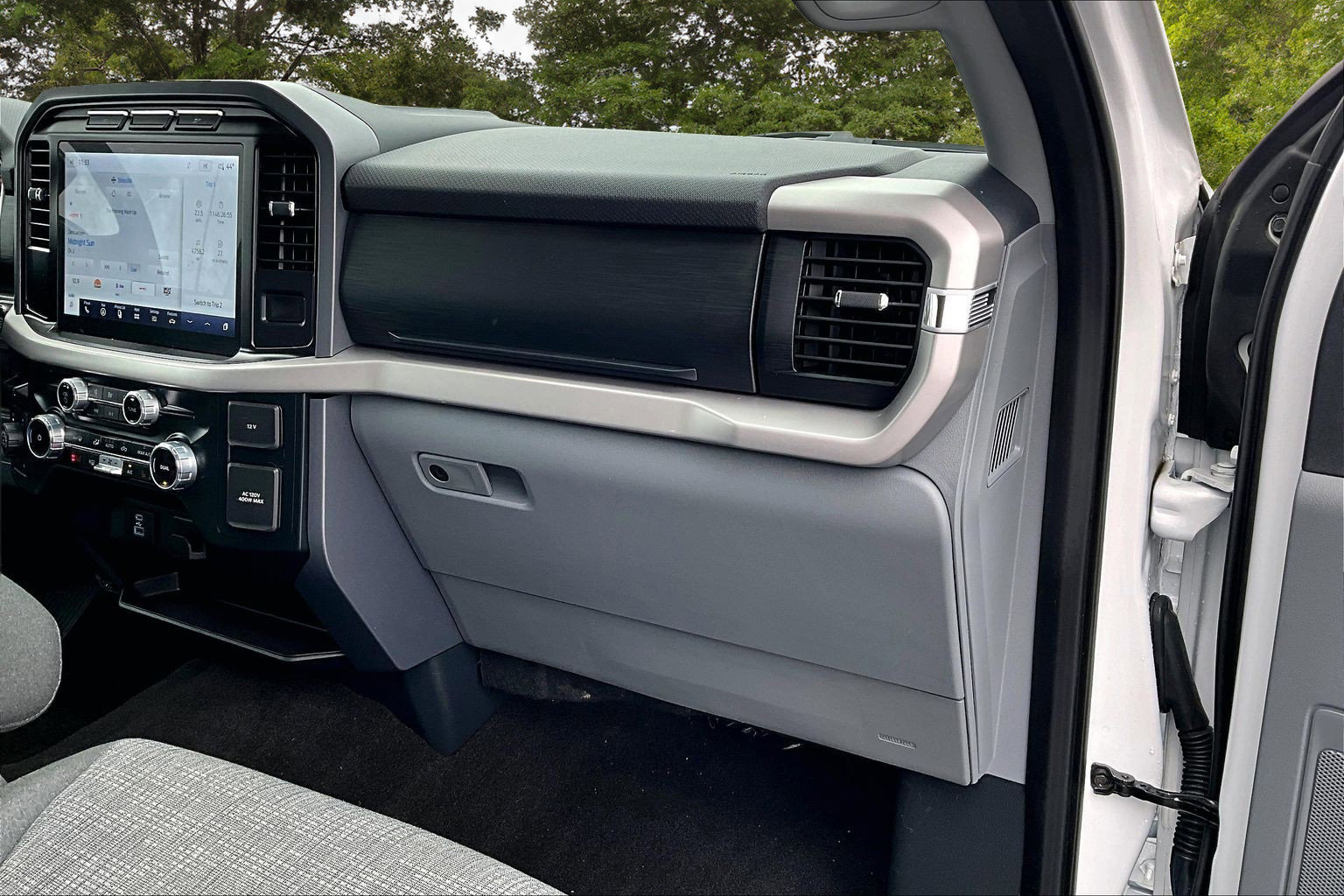 Used 2023 Ford F150 XLT w/ Equipment Group 302A High image 28