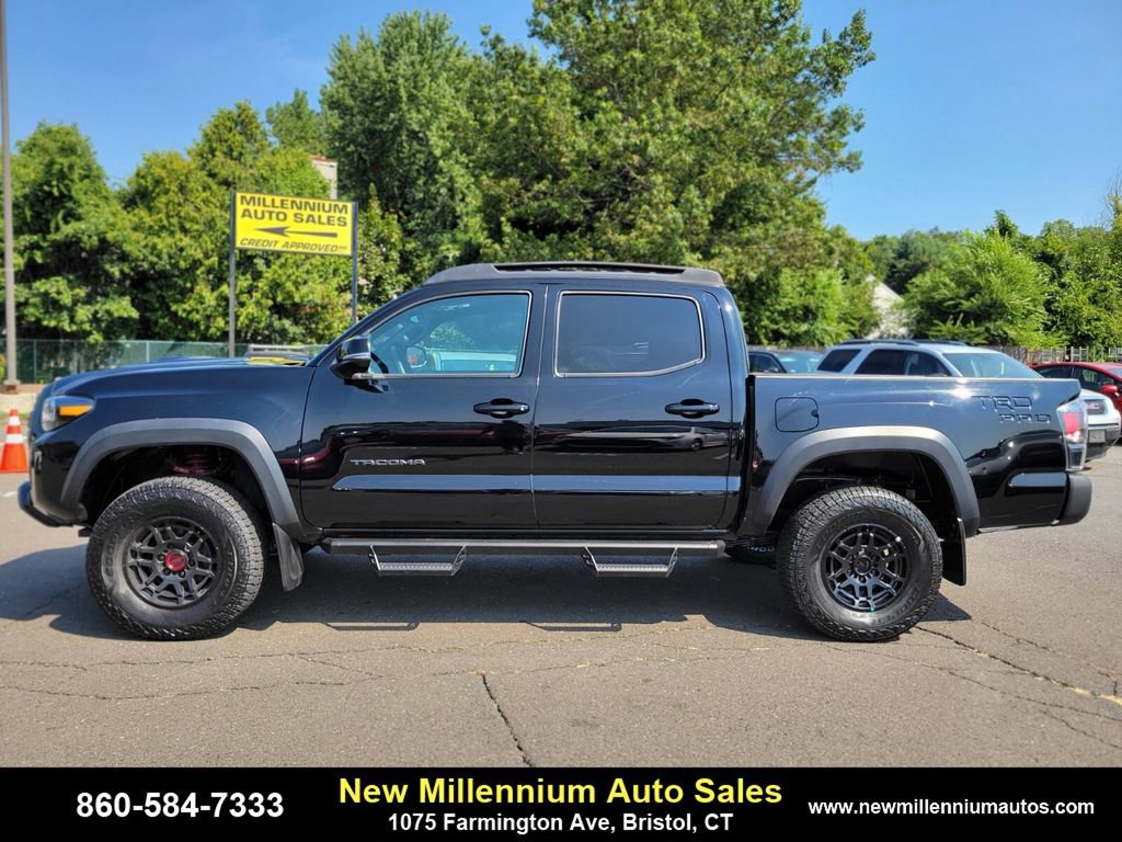 Used 2023 Toyota Tacoma TRD Pro image 2