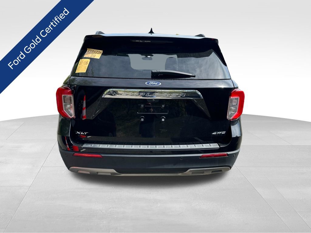 Used 2022 Ford Explorer XLT w/ Equipment Group 202A AWD/4WD image 2
