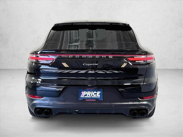 Used 2023 Porsche Cayenne Coupe AWD/4WD image 6