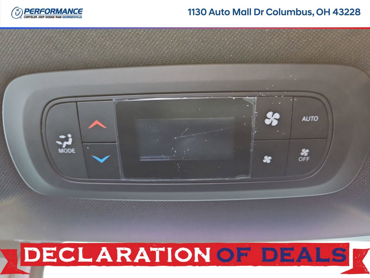New 2026 Chrysler Pacifica Select image 16