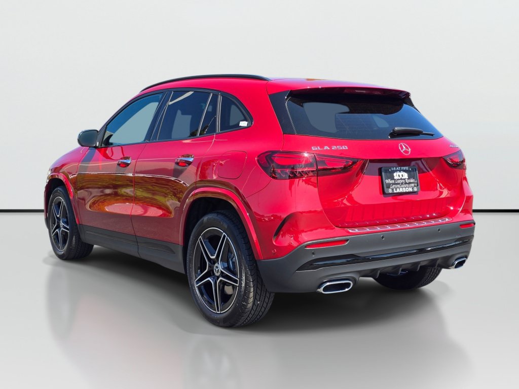 Used 2026 Mercedes-Benz GLA 250 4MATIC image 3