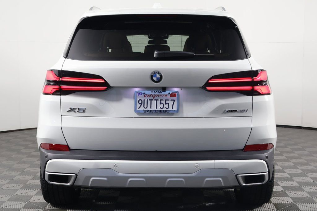 Certified 2026 BMW X5 xDrive40i w/ Premium Package AWD/4WD image 5