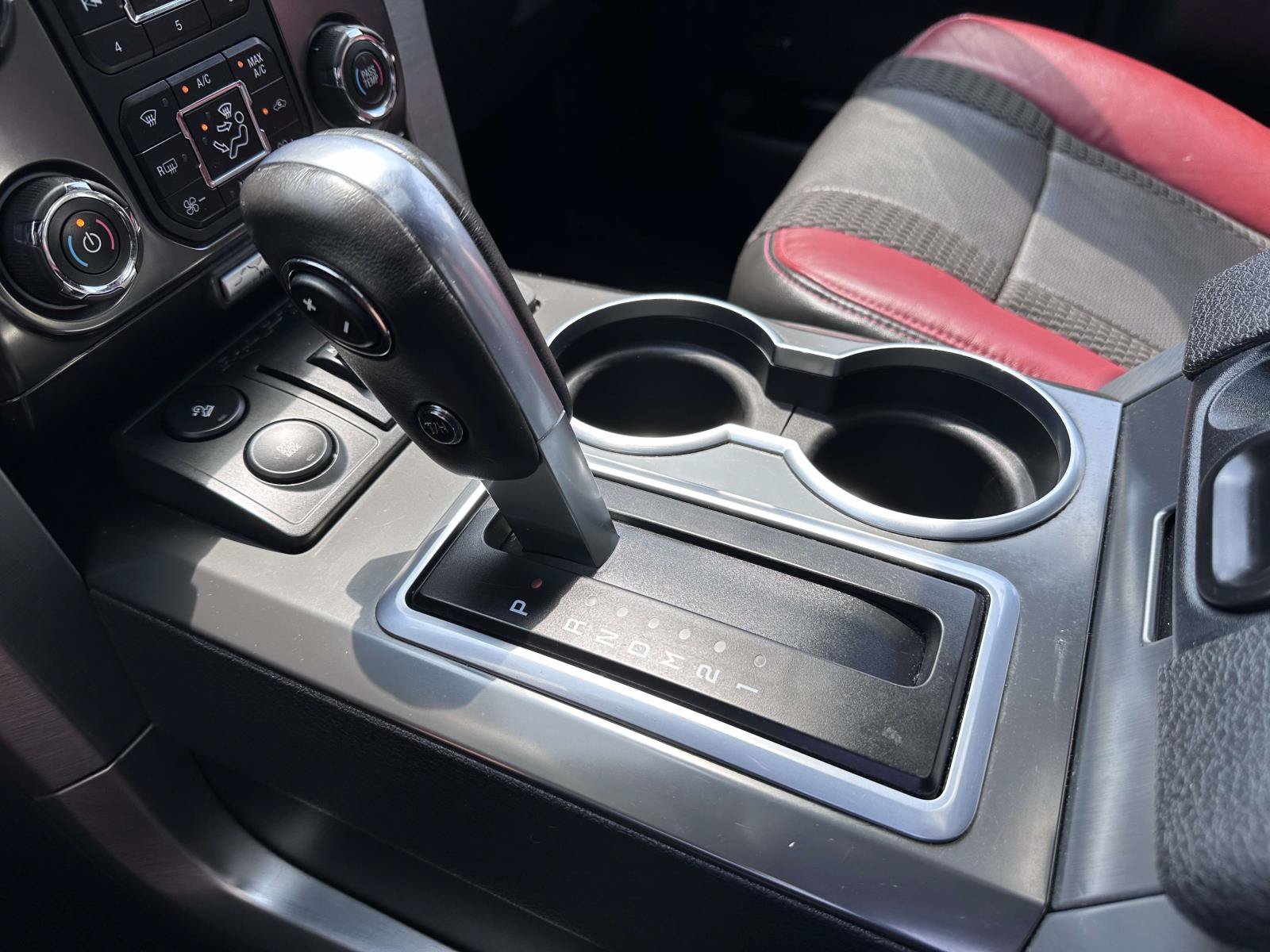 Used 2014 Ford F150 Raptor w/ Equipment Group 801A Luxury AWD/4WD image 27