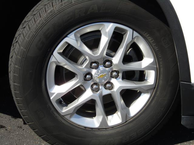Used 2020 Chevrolet Traverse LT w/ Driver Confidence II Package AWD/4WD image 6