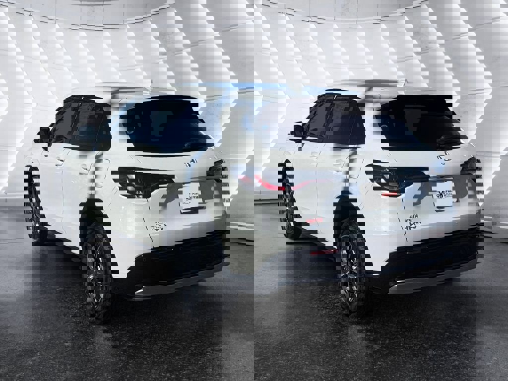 Used 2025 Honda HR-V EX-L image 6