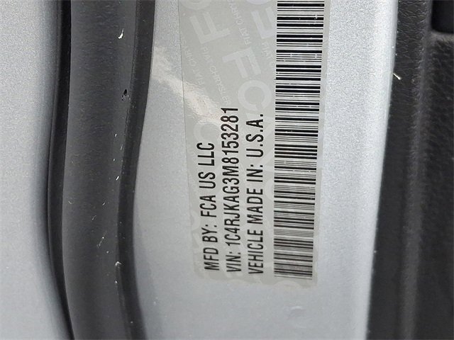 Used 2021 Jeep Grand Cherokee L Laredo w/ Luxury Tech Group I image 27