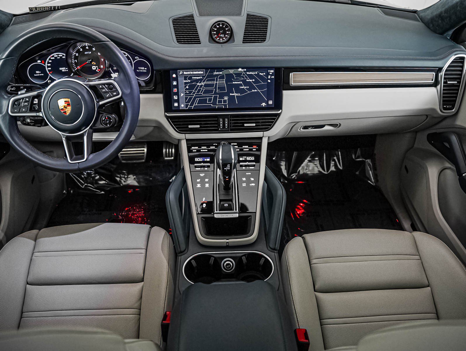 Certified 2023 Porsche Cayenne GTS AWD/4WD image 15