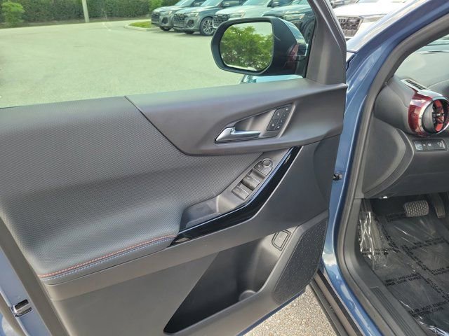 Used 2026 Chevrolet Equinox RS w/ Convenience Package III image 17