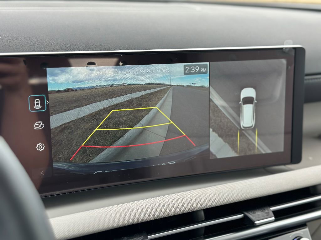 New 2025 Hyundai Tucson Limited image 17