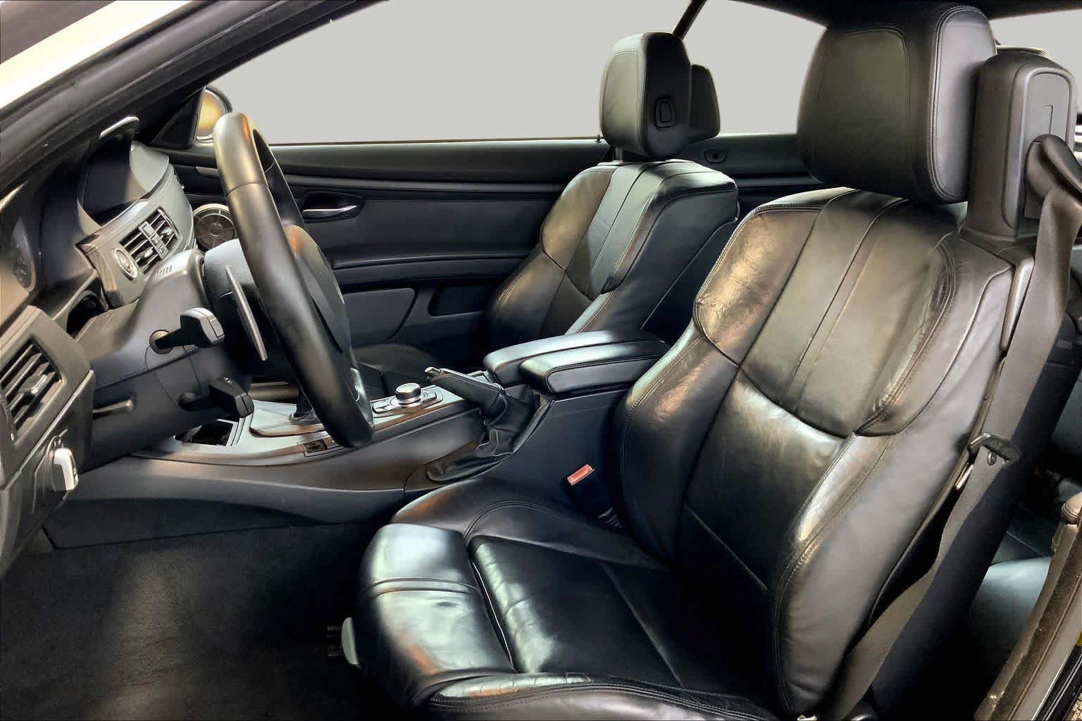Used 2010 BMW M3 Convertible RWD image 7
