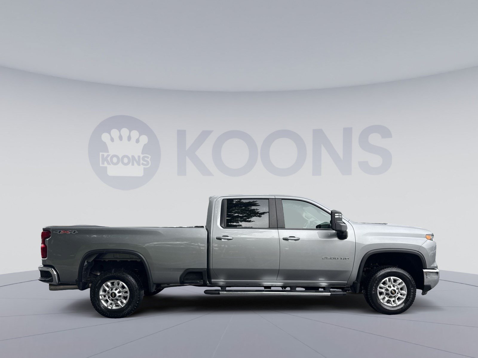 Used 2025 Chevrolet Silverado 2500 LT w/ Safety Package AWD/4WD image 8