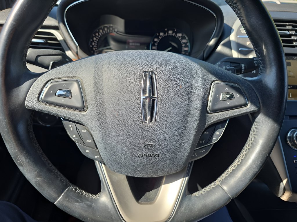 Used 2016 Lincoln MKC Reserve w/ Lincoln MKC Climate Package AWD/4WD image 9