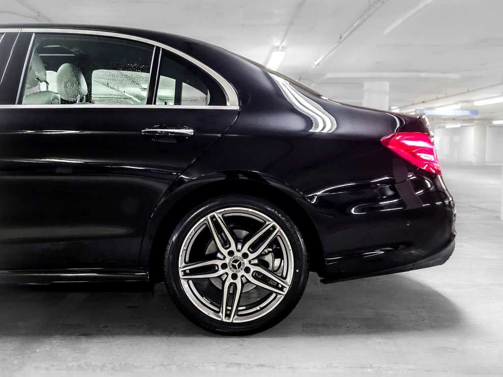 Used 2019 Mercedes-Benz E 300 4MATIC image 16