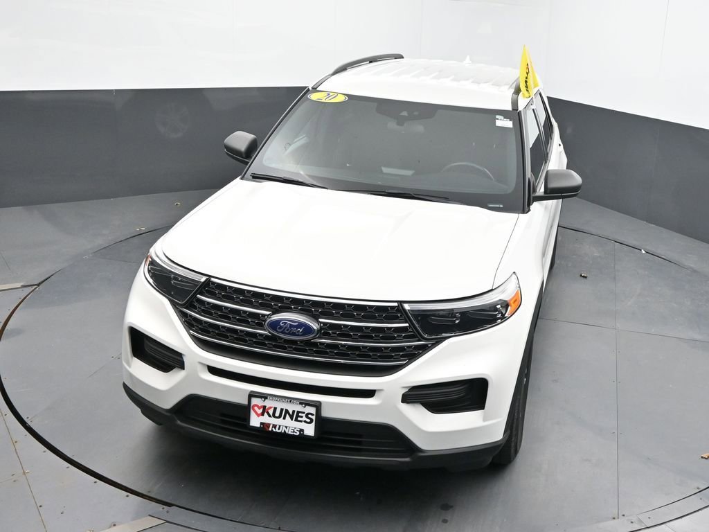 Used 2020 Ford Explorer XLT w/ Comfort Package AWD/4WD image 37