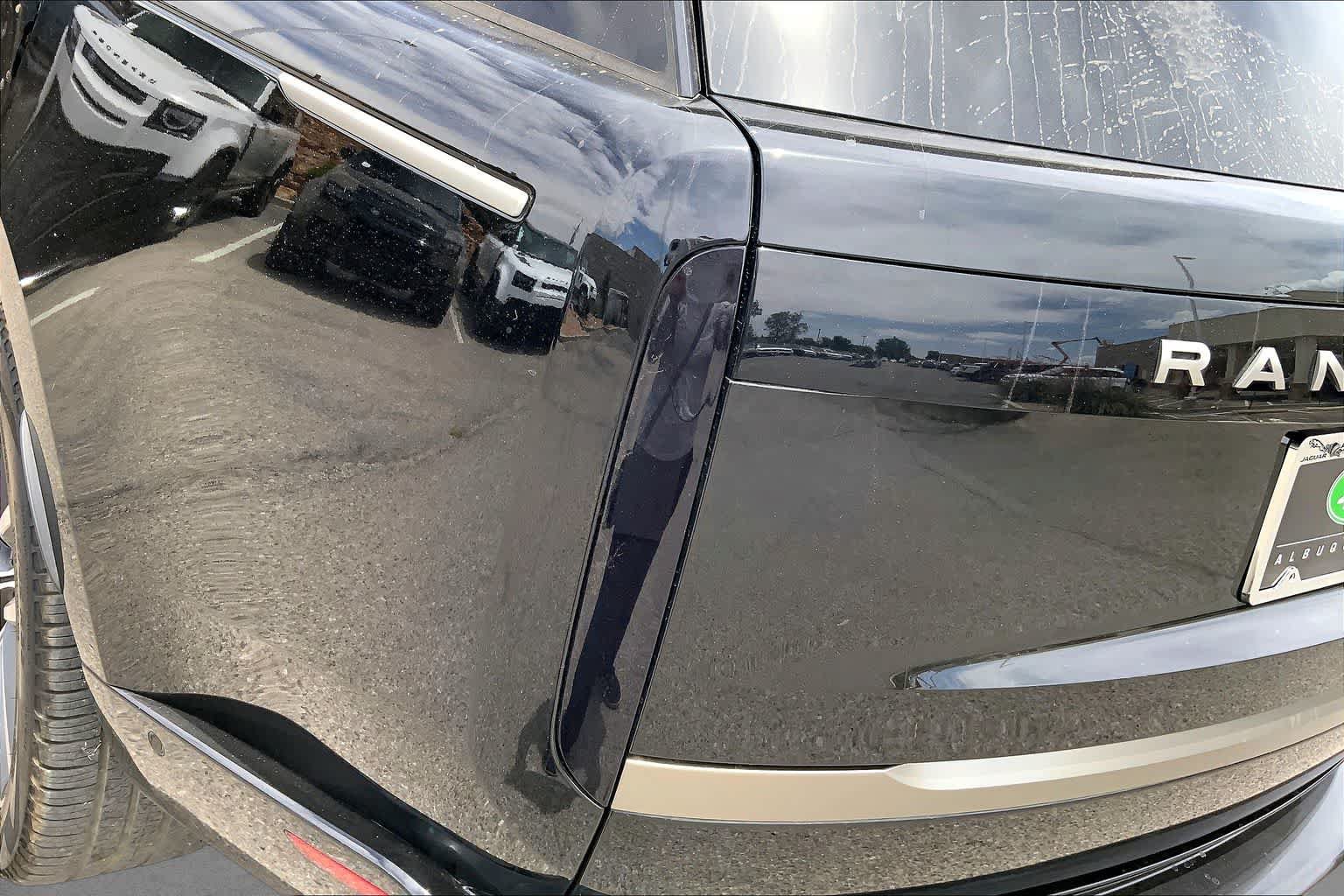 Certified 2024 Land Rover Range Rover SE AWD/4WD image 27