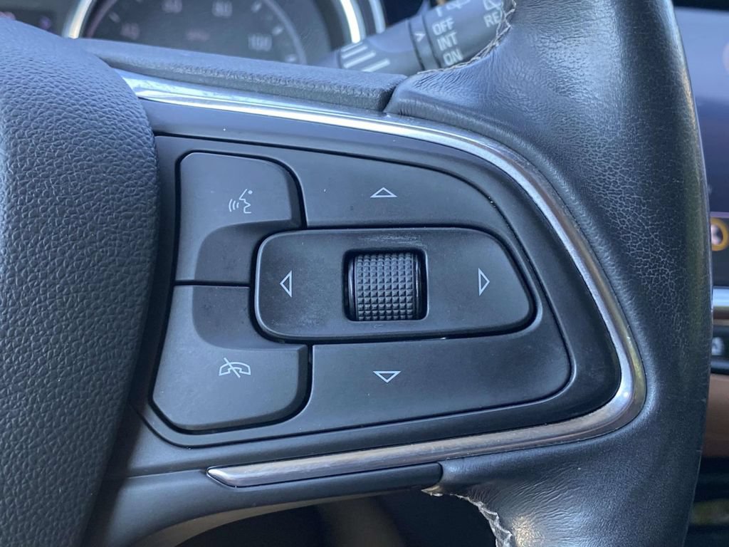 Used 2020 Buick Encore GX Essence FWD image 21