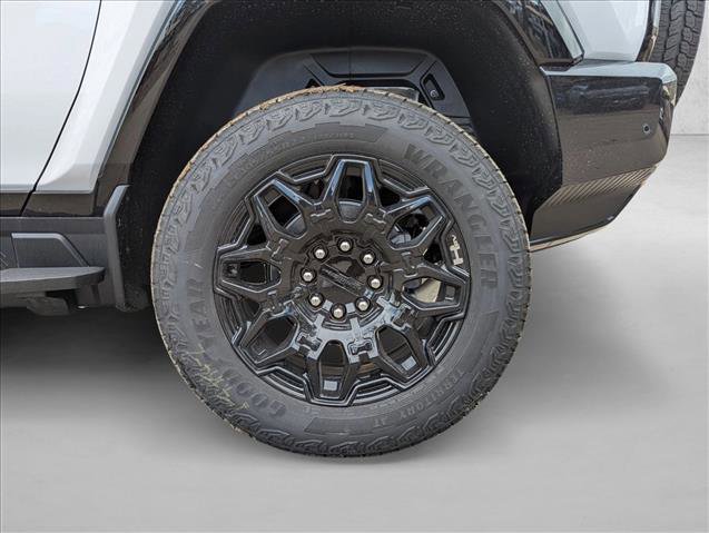 New 2026 GMC Hummer EV SUV image 8