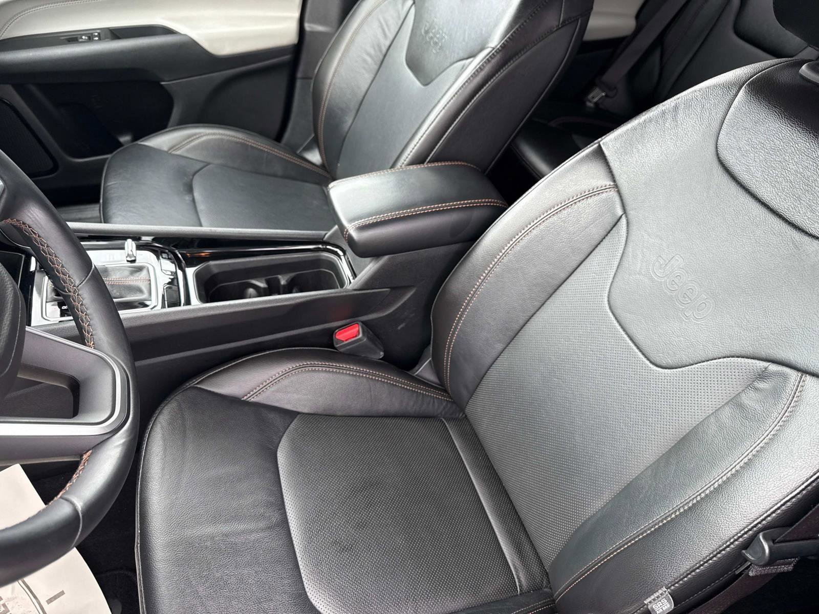 Used 2022 Jeep Compass Limited image 20