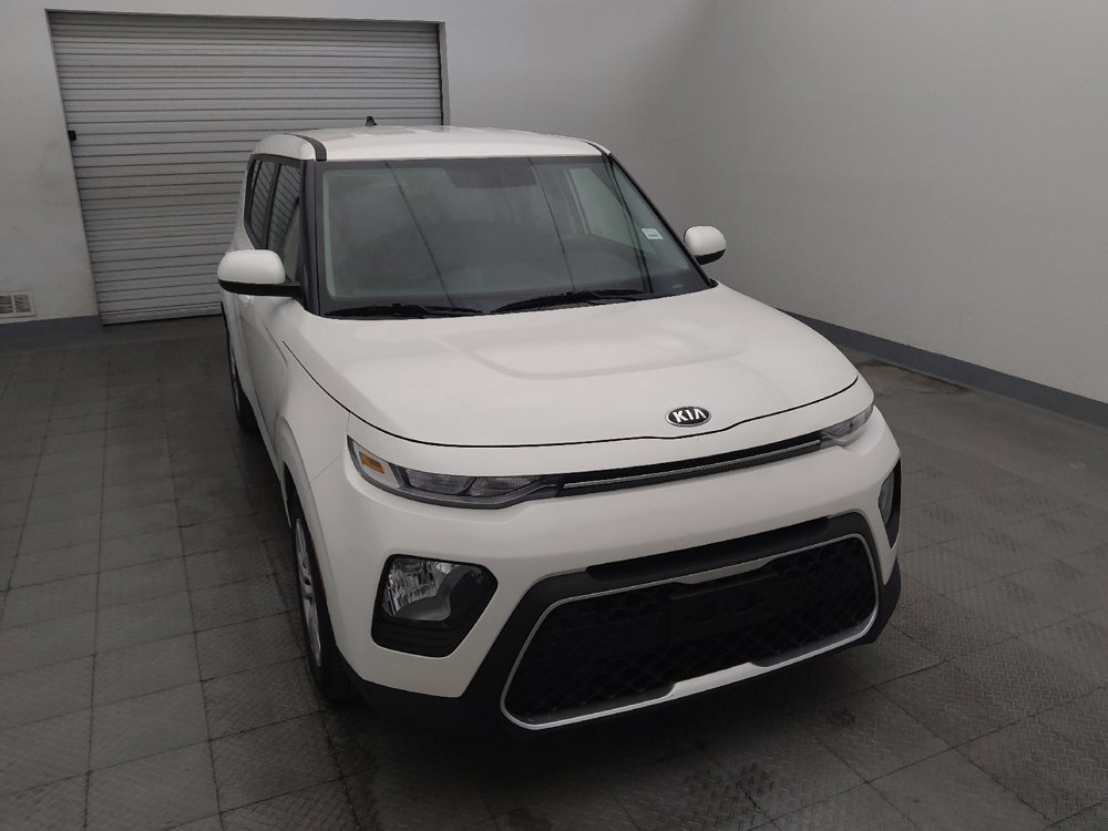 Used 2020 Kia Soul LX FWD image 14