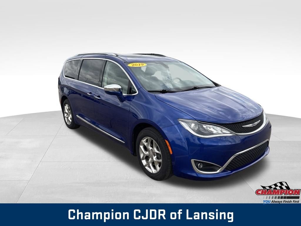 Used 2019 Chrysler Pacifica Limited FWD image 17