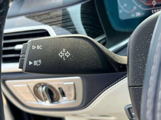 Used 2022 BMW 750i xDrive w/ Luxury Rear Seating Package AWD/4WD image 27