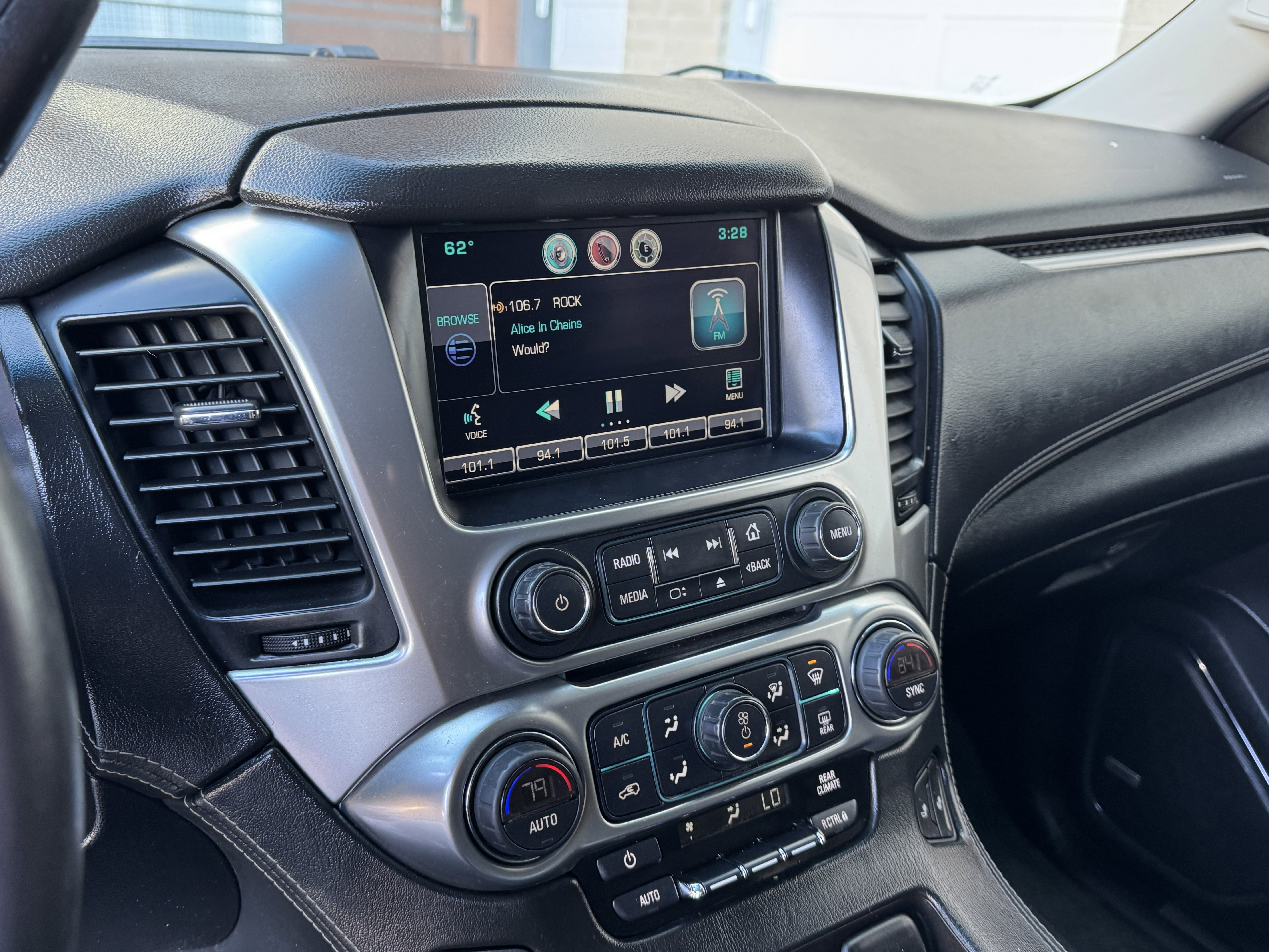 Used 2015 Chevrolet Tahoe LT w/ Max Trailering Package AWD/4WD image 20