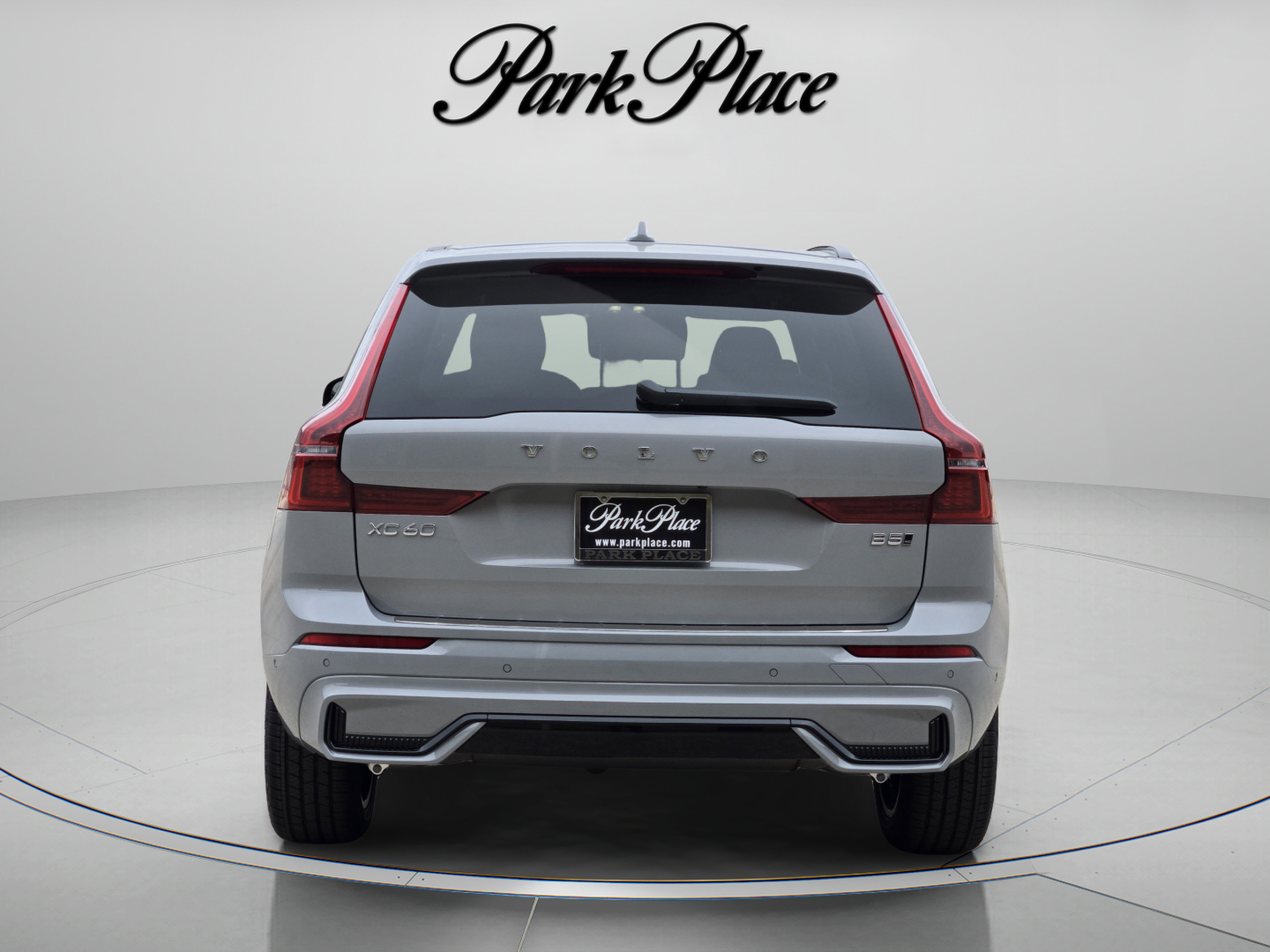 Used 2026 Volvo XC60 B5 Plus w/ Protection Package Premier AWD/4WD image 4