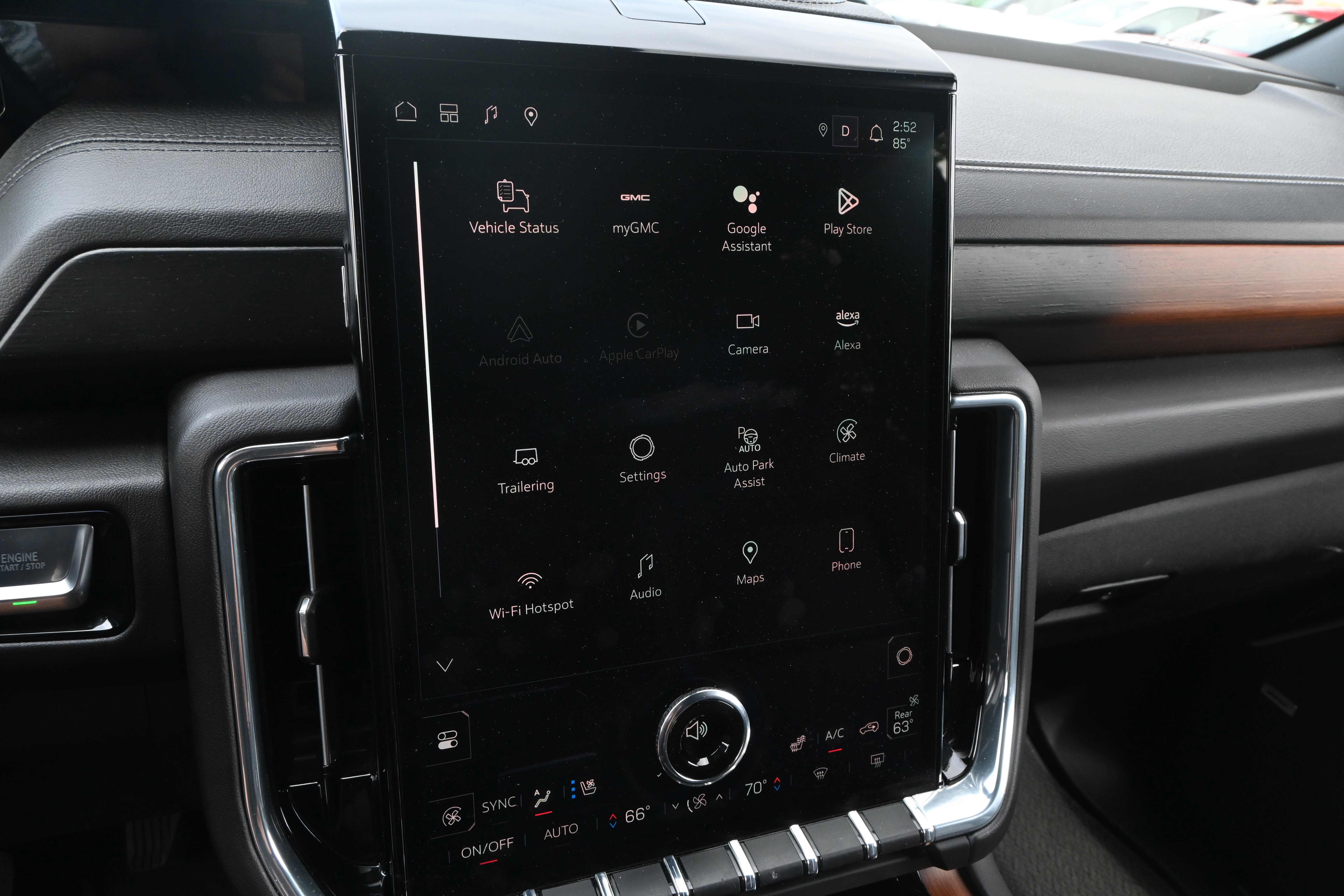 Used 2025 GMC Yukon Denali AWD/4WD image 20