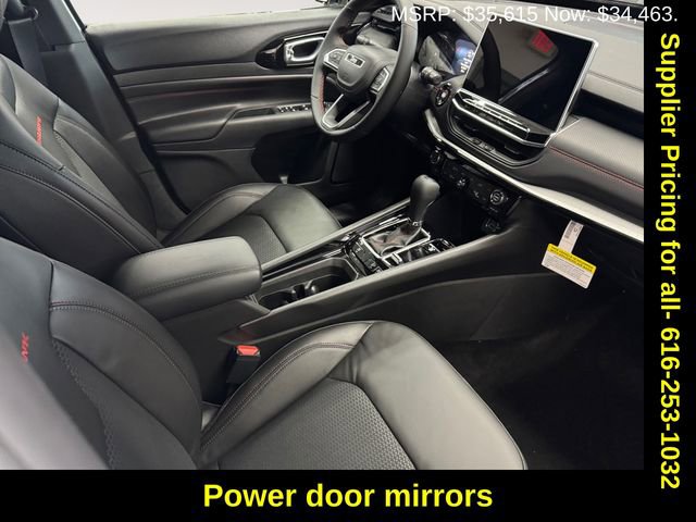 New 2026 Jeep Compass Trailhawk image 4