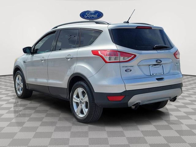 Used 2016 Ford Escape SE w/ Equipment Group 201A image 4