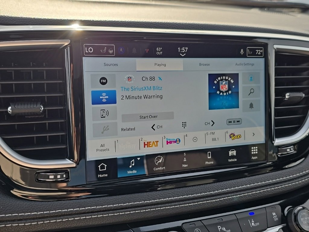 New 2026 Chrysler Pacifica Limited w/ S Appearance Package image 27