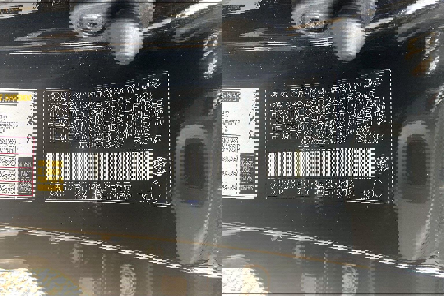 Used 2023 Toyota Corolla LE w/ Carpet Mat Package (TMS) image 36