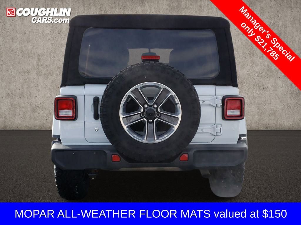Used 2018 Jeep Wrangler Unlimited Sahara image 5