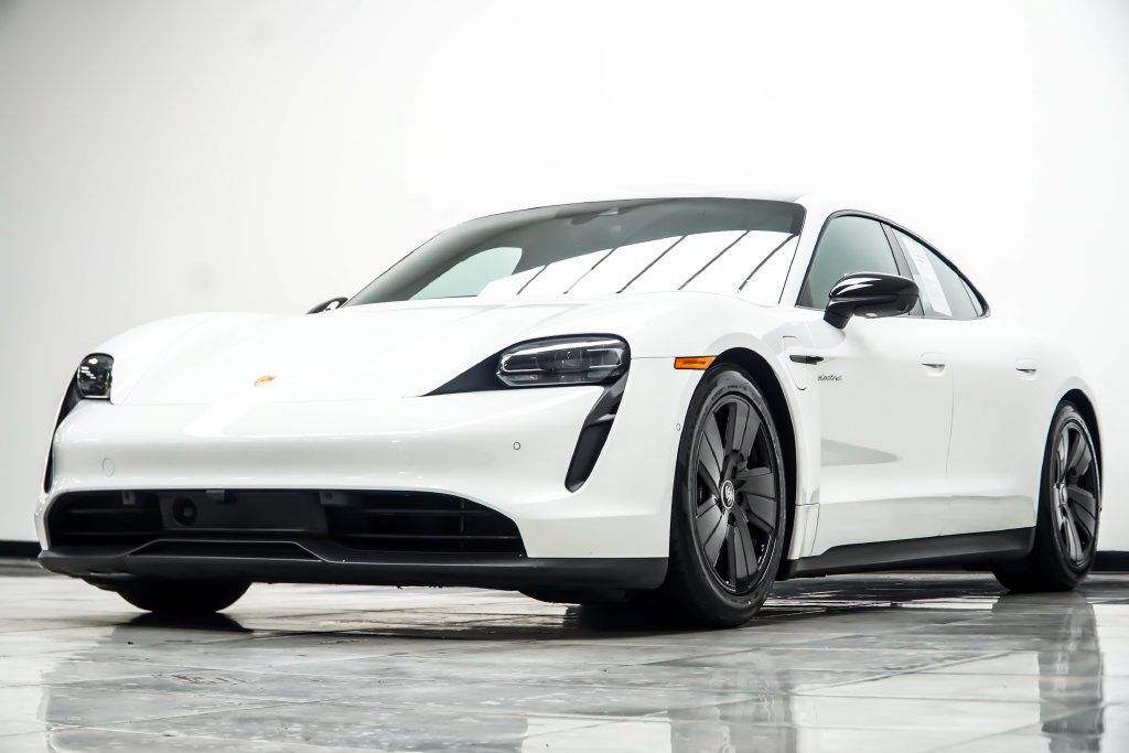 Used 2024 Porsche Taycan RWD image 13