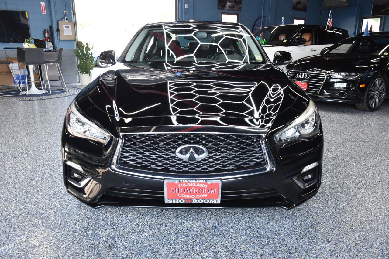 Used 2018 INFINITI Q50 Luxe w/ Essential Package (3.0T Luxe) AWD/4WD image 12