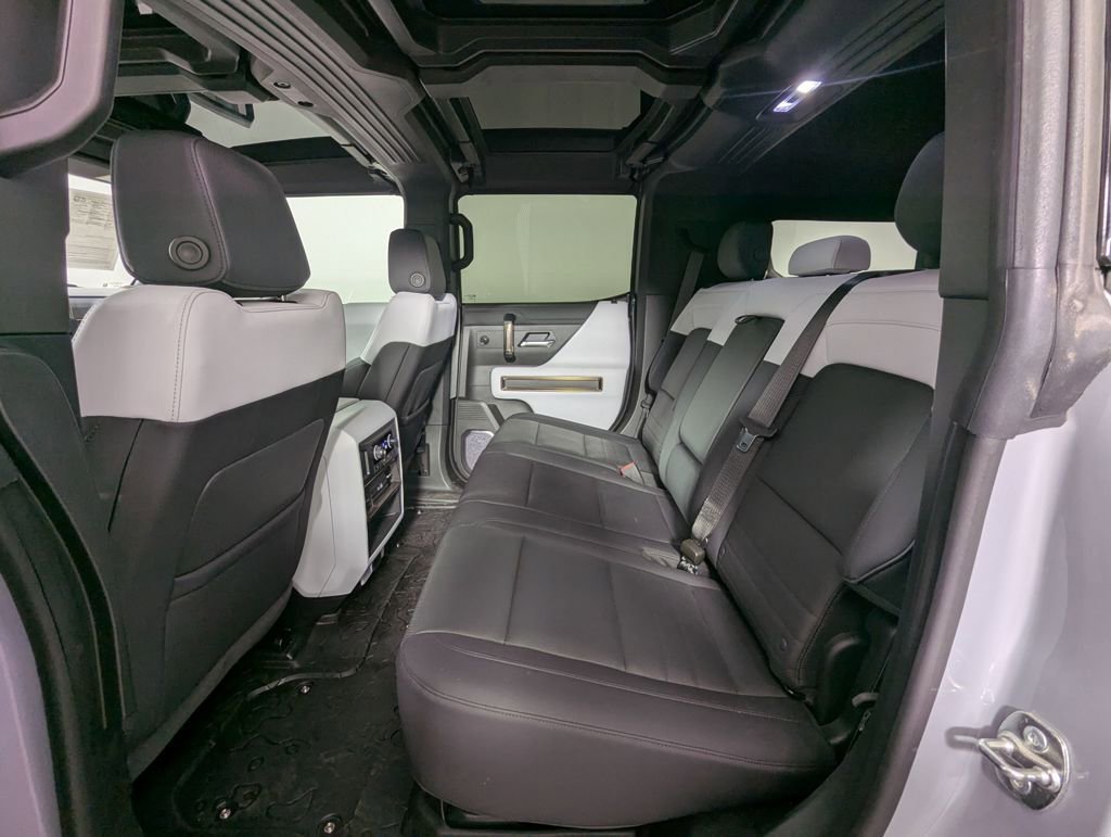 Used 2025 GMC Hummer EV 2X image 20