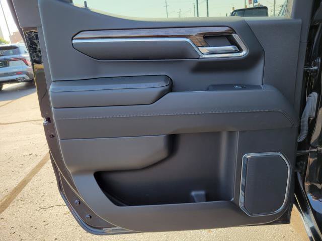 Used 2024 Chevrolet Silverado 1500 LT AWD/4WD image 23