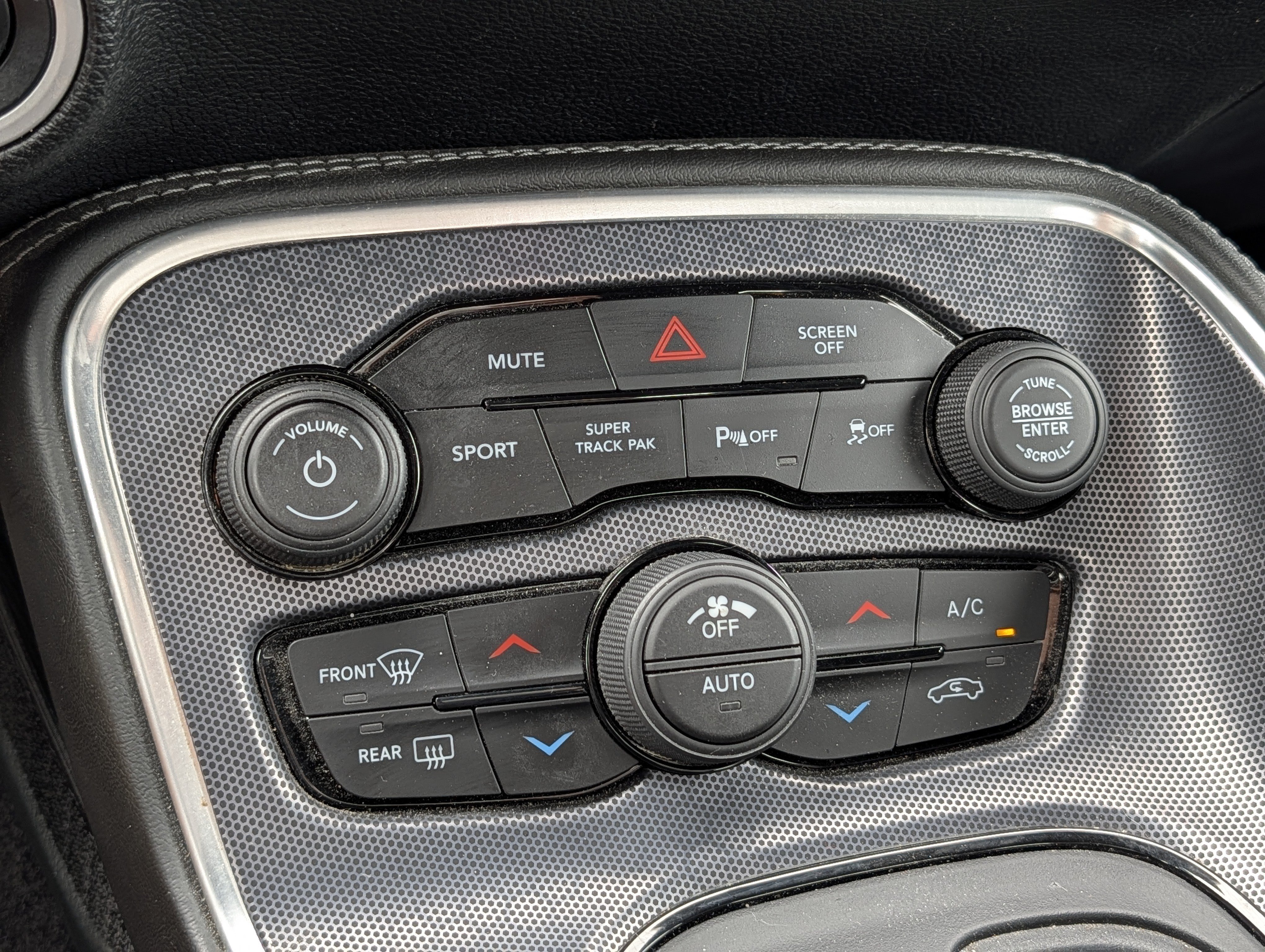 Used 2017 Dodge Challenger GT w/ Driver Convenience Group AWD/4WD image 30