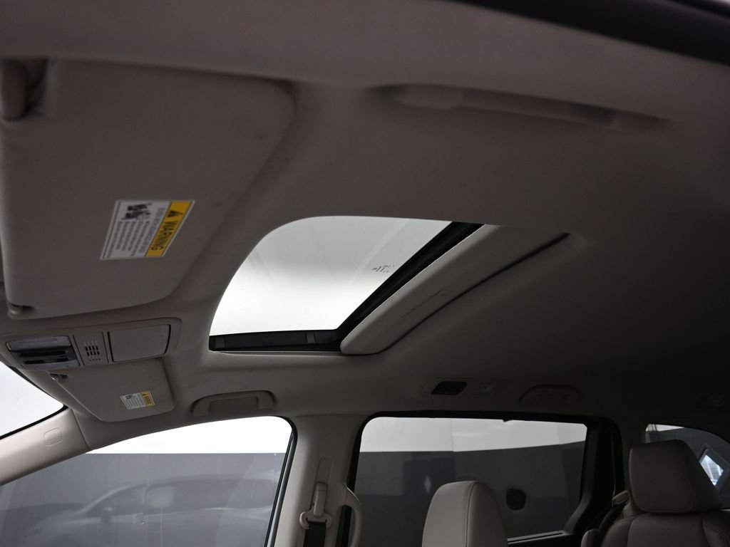 Certified 2025 Honda Odyssey EX-L image 52