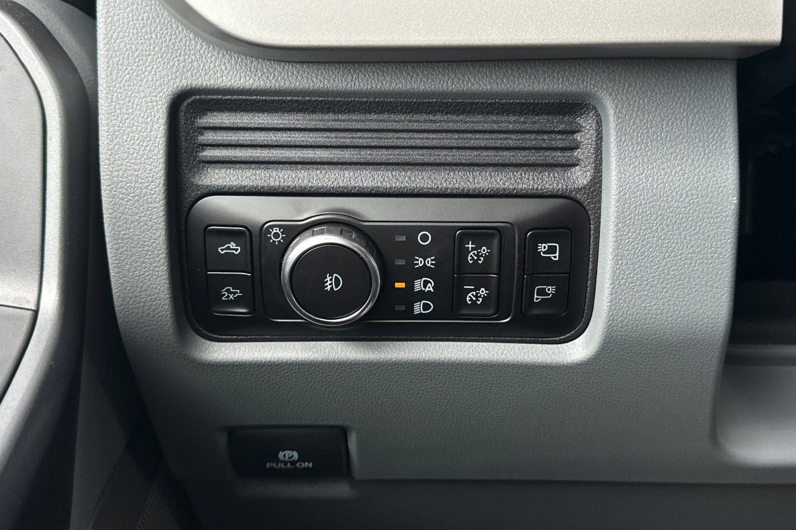 New 2026 Ford F250 XLT w/ XLT Premium Package image 26