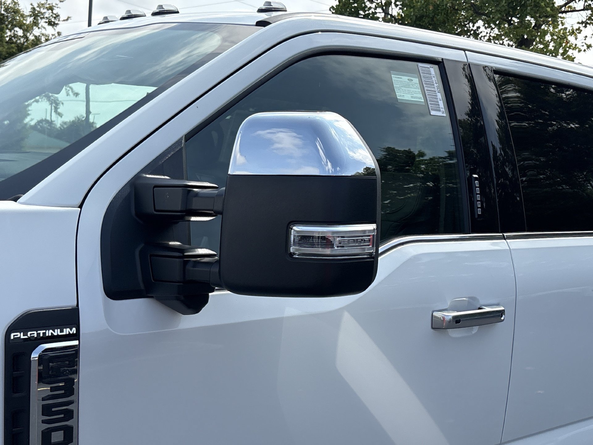 New 2027 Ford F350 Platinum w/ Platinum Plus Package AWD/4WD image 24